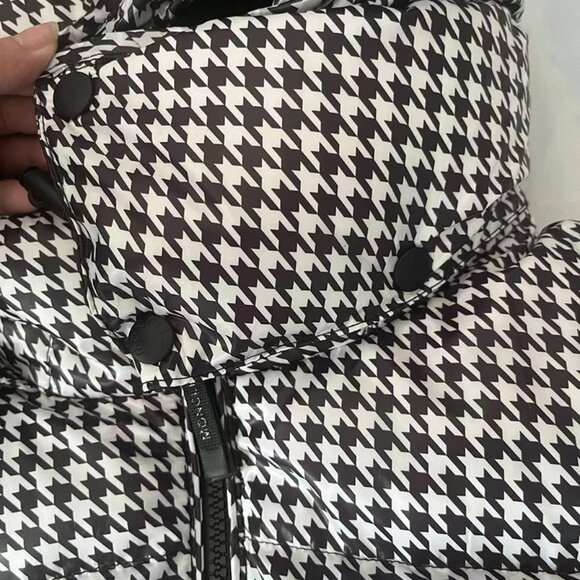 Moncler X Frgmt Socotrine Houndstooth Short Down Jacket - Picture 3 of 16
